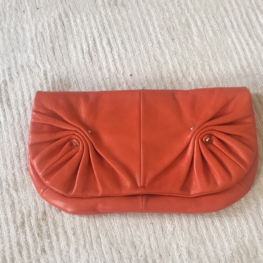 Yves saint laurent